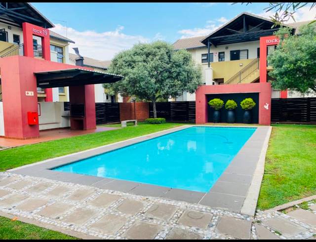 2 BEDROOM PROPERTY TO RENT IN NOORDWYK